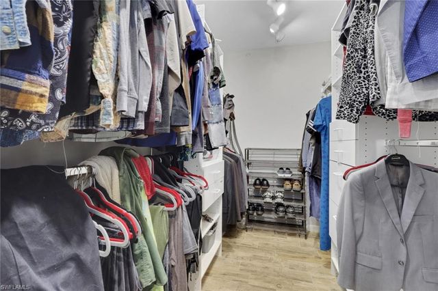 28025 Oak LN, Bonita Springs, FL 34135