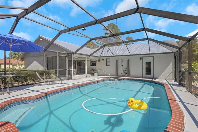 28025 Oak LN, Bonita Springs, FL 34135