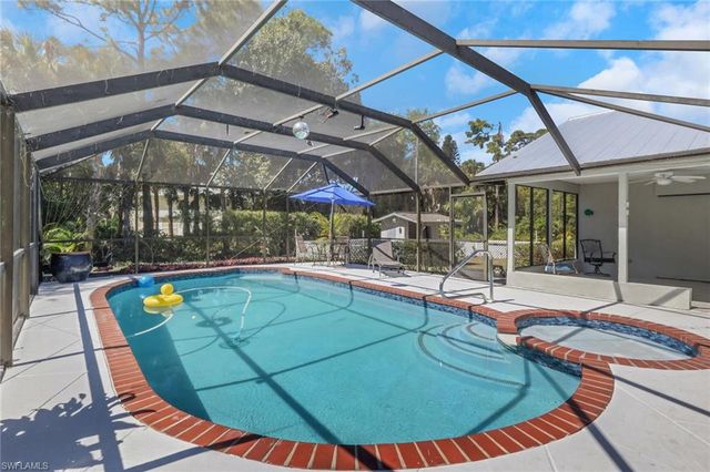 28025 Oak LN, Bonita Springs, FL 34135