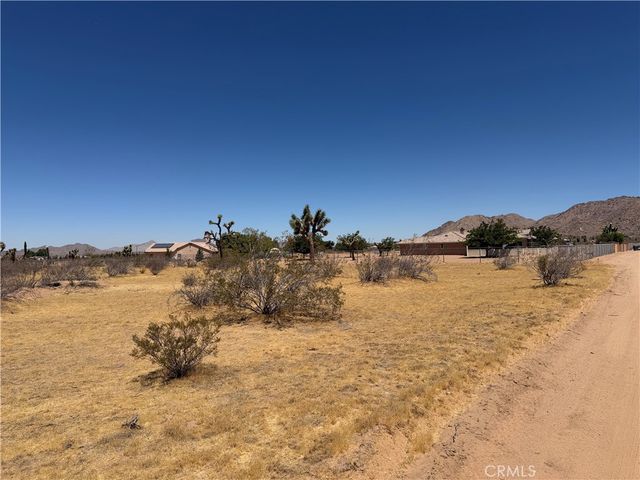 4362025 Rocky Point, Apple Valley, CA 92307