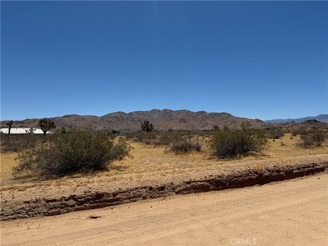 4362025 Rocky Point, Apple Valley, CA 92307