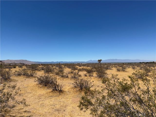 4362025 Rocky Point, Apple Valley, CA 92307