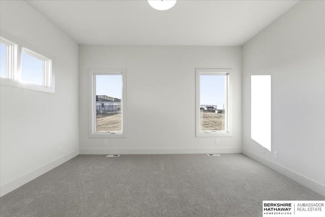 19612 Stone Avenue, Elkhorn, NE 68022