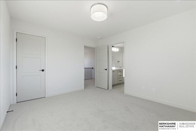 19612 Stone Avenue, Elkhorn, NE 68022