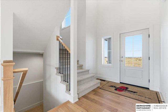 19612 Stone Avenue, Elkhorn, NE 68022