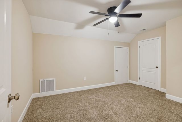 1366 Iron Bridge Rd, Columbia, TN 38401