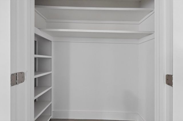 7708 Royal Lane 204C, Dallas, TX 75230