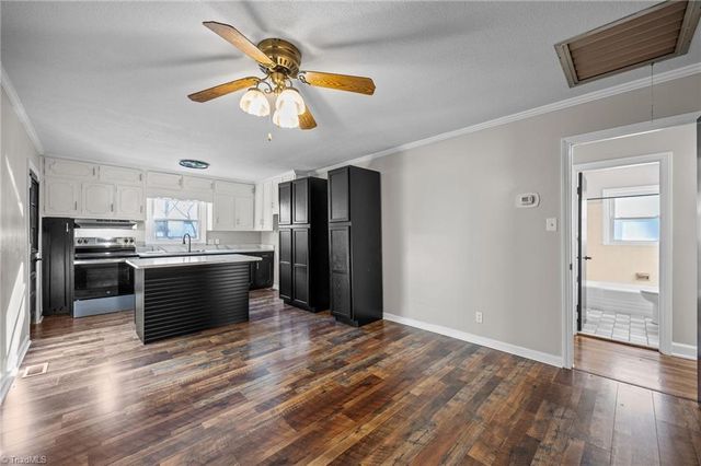 435 Hyde Street, Burlington, NC 27217