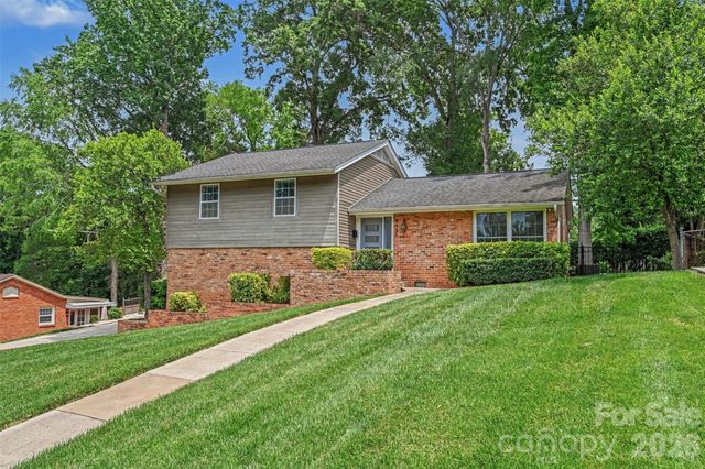 4931 Seacroft Road, Charlotte, NC 28210