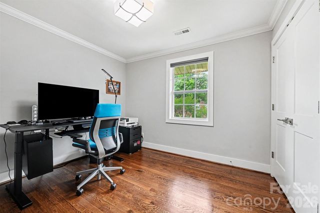 4931 Seacroft Road, Charlotte, NC 28210