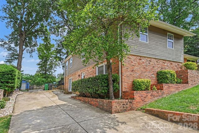 4931 Seacroft Road, Charlotte, NC 28210