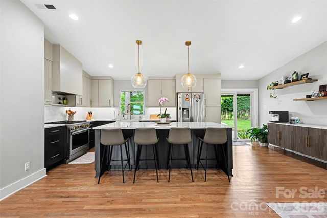 4931 Seacroft Road, Charlotte, NC 28210