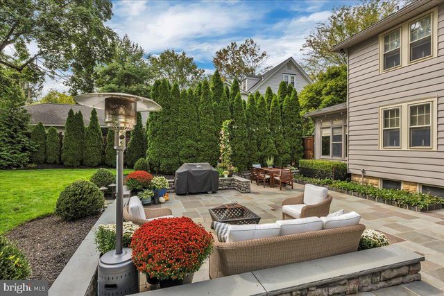 408 E 2ND ST, Moorestown, NJ 08057
