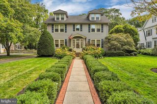 408 E 2ND ST, Moorestown, NJ 08057