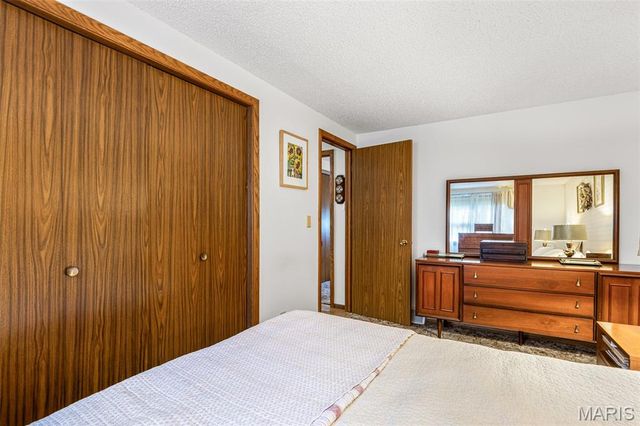 305 Edward Street, Farmington, MO 63640