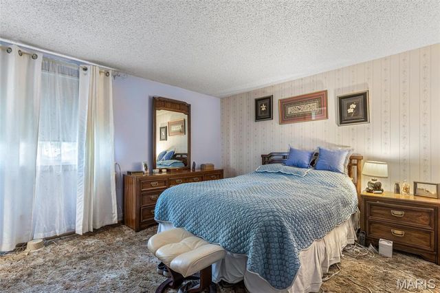 305 Edward Street, Farmington, MO 63640