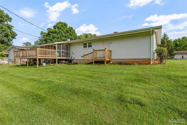 305 Edward Street, Farmington, MO 63640