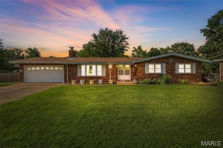 305 Edward Street, Farmington, MO 63640