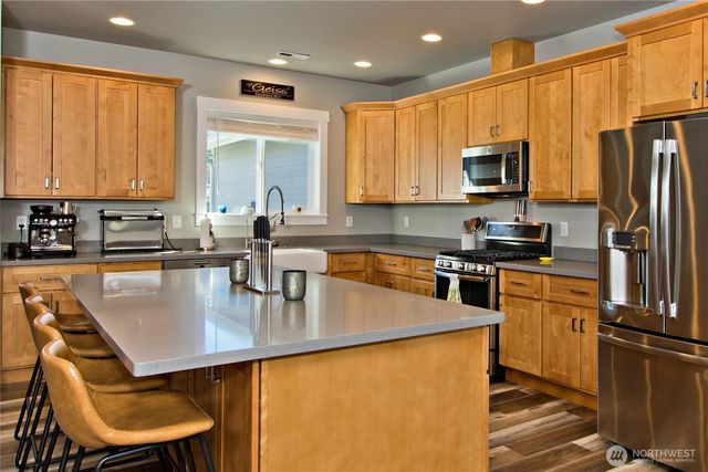 380 Hopkins Court, Carbonado, WA 98323
