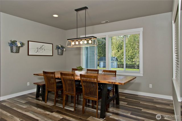 380 Hopkins Court, Carbonado, WA 98323