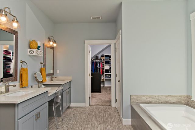 380 Hopkins Court, Carbonado, WA 98323