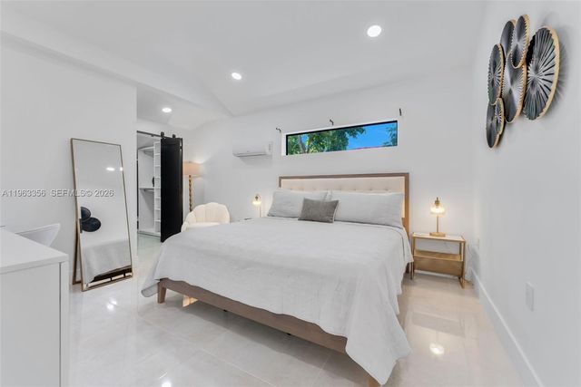 231 NE 45th St 231, Miami, FL 33137