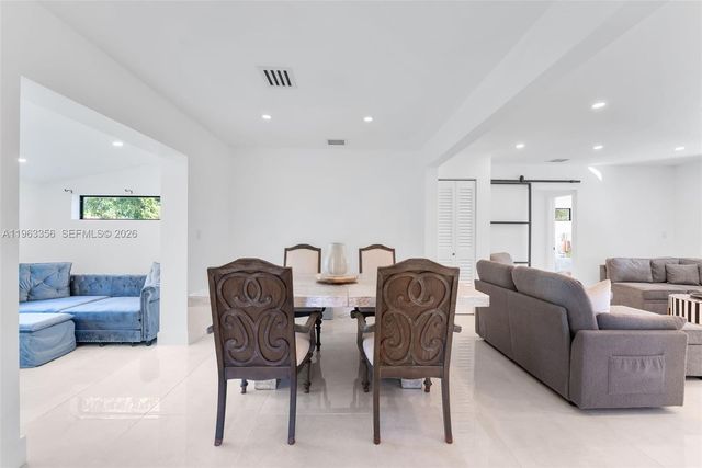 231 NE 45th St 231, Miami, FL 33137