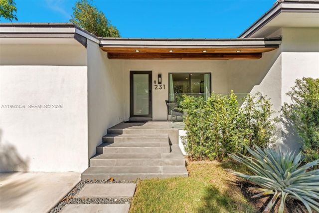 231 NE 45th St 231, Miami, FL 33137