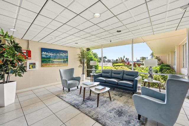 740 S Federal Highway 208, Pompano Beach, FL 33062