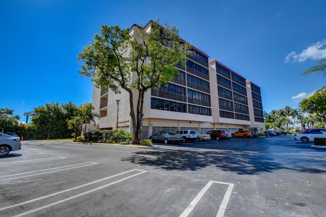 740 S Federal Highway 208, Pompano Beach, FL 33062