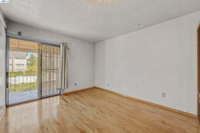 818 E 18Th St, Oakland, CA 94607
