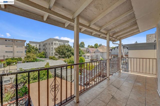 818 E 18Th St, Oakland, CA 94607