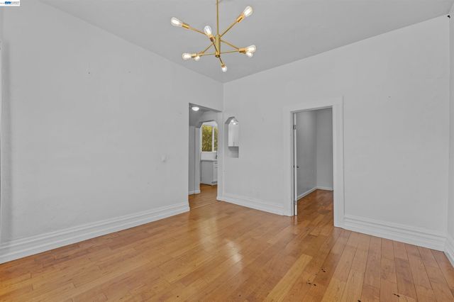 818 E 18Th St, Oakland, CA 94607