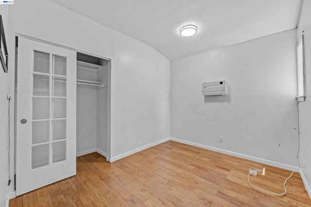 818 E 18Th St, Oakland, CA 94607