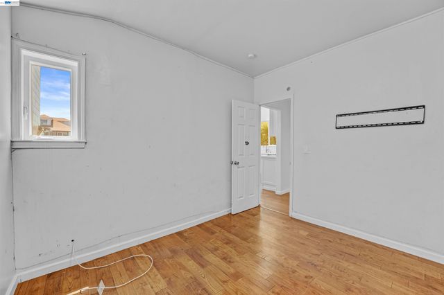 818 E 18Th St, Oakland, CA 94607