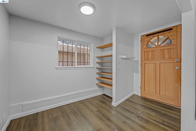 818 E 18Th St, Oakland, CA 94607