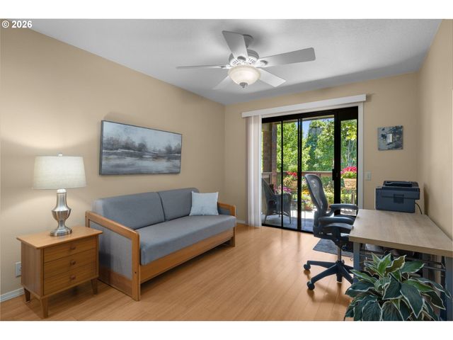 15695 Sw 114TH Ct 8, Portland, OR 97224