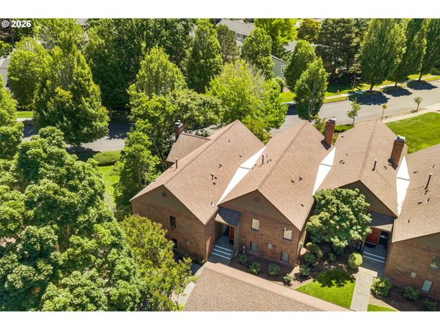 15695 Sw 114TH Ct 8, Portland, OR 97224