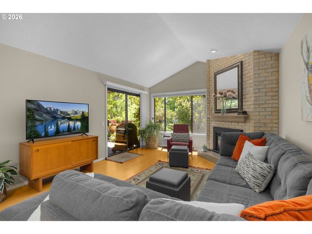 15695 Sw 114TH Ct 8, Portland, OR 97224