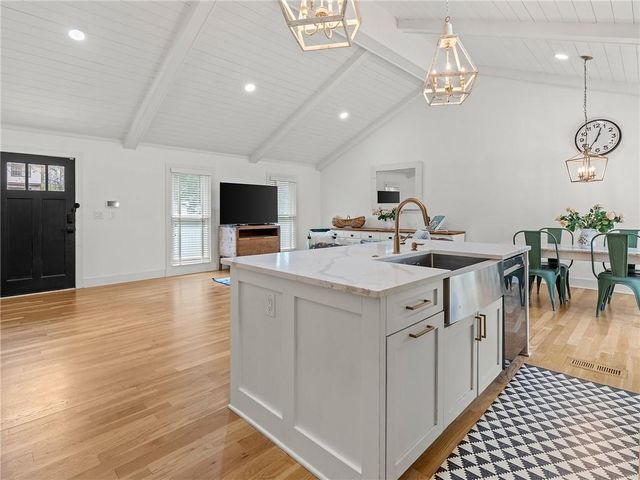 1350 Sanden Ferry Drive, Decatur, GA 30033