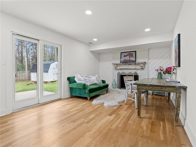 1350 Sanden Ferry Drive, Decatur, GA 30033