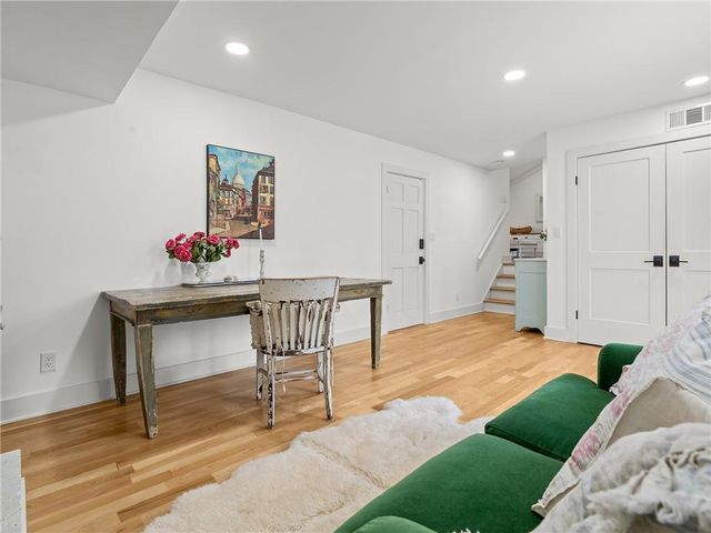 1350 Sanden Ferry Drive, Decatur, GA 30033