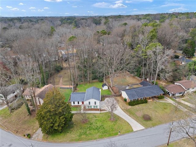 1350 Sanden Ferry Drive, Decatur, GA 30033