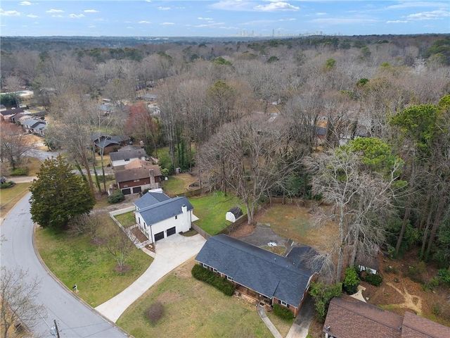 1350 Sanden Ferry Drive, Decatur, GA 30033