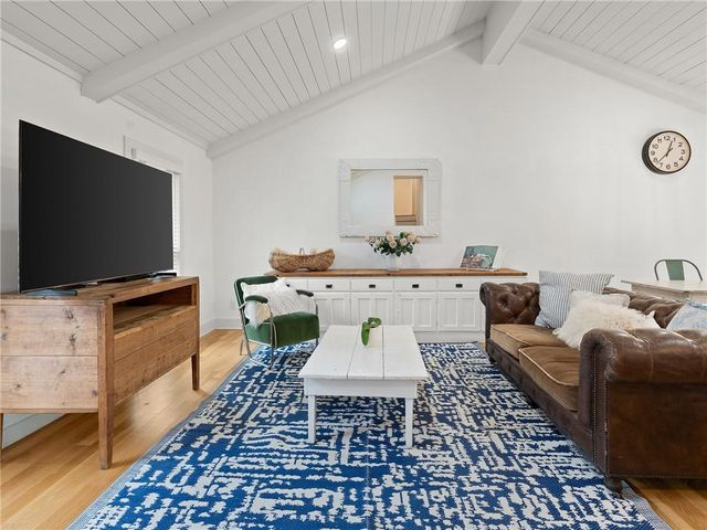 1350 Sanden Ferry Drive, Decatur, GA 30033