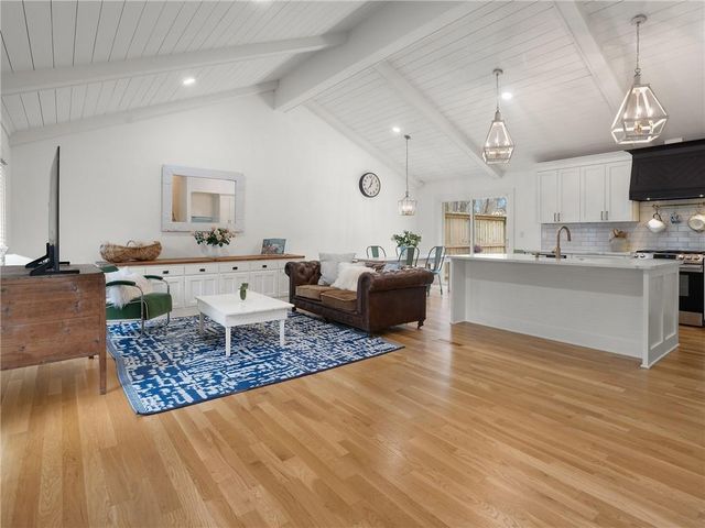 1350 Sanden Ferry Drive, Decatur, GA 30033