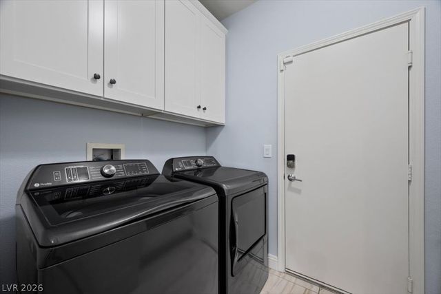 1640 Yellow Tulip Place, Henderson, NV 89012