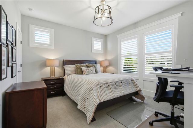 13405 W 174th Place, Overland Park, KS 66221