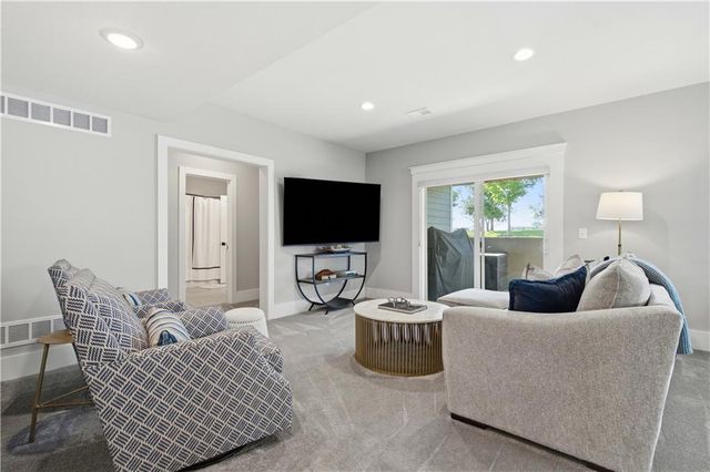 13405 W 174th Place, Overland Park, KS 66221