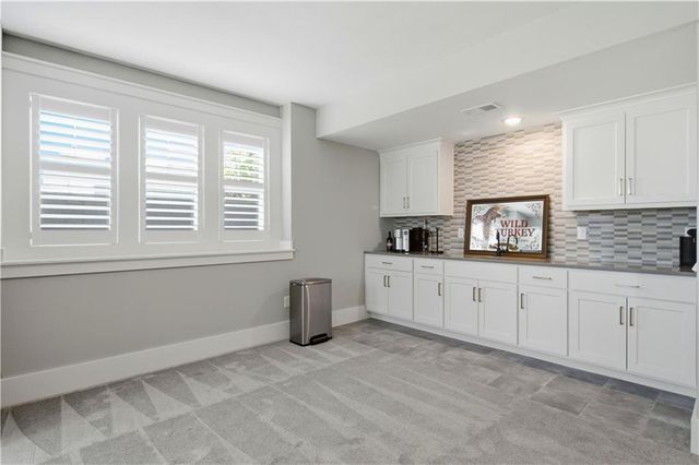 13405 W 174th Place, Overland Park, KS 66221